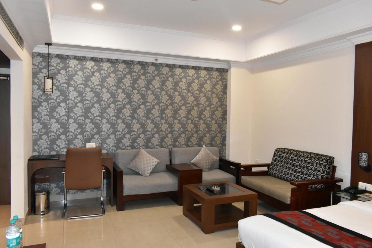 ดิ ออร์ชาร์ด Hotel Jharsuguda ภายนอก รูปภาพ